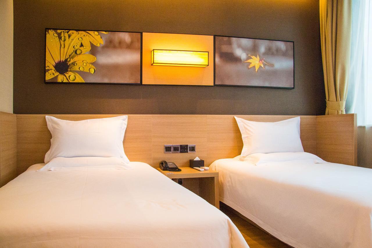 Iu Hotel Shenyang Railway Station Sk Transfer Center Екстериор снимка
